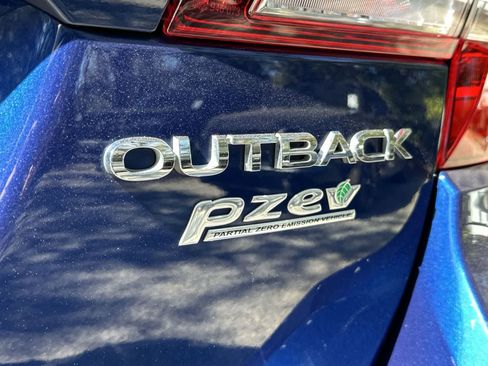 Used 2016 Subaru Outback 2.5i Limited image 5