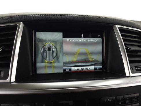 Used 2016 Mercedes-Benz GL 450 4MATIC image 26