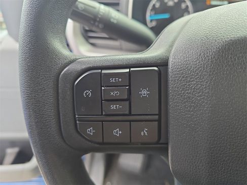 Used 2023 Ford F150 XLT w/ Trailer Tow Package image 17