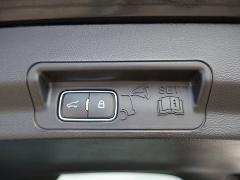 Used 2023 Ford Explorer XLT w/ Equipment Group 202A image 53