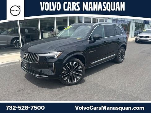 Certified 2025 Volvo XC90 B5 Plus AWD/4WD image 1