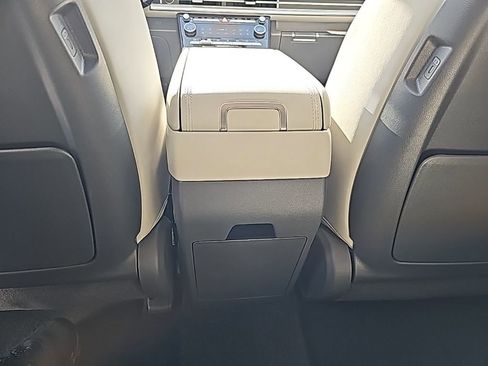 New 2026 Hyundai Santa Fe Calligraphy AWD/4WD image 39