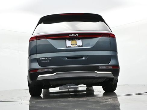 Used 2023 Kia Carnival SX FWD image 38