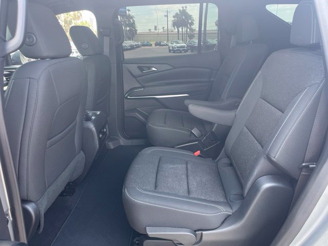 Used 2025 Chevrolet Traverse LT FWD image 26