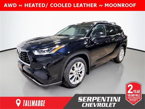 Used 2020 Toyota Highlander Limited image 1