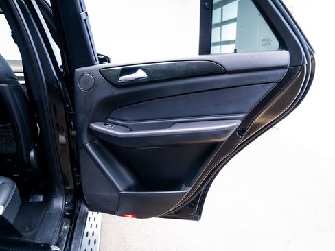 Used 2017 Mercedes-Benz GLE 350 image 21