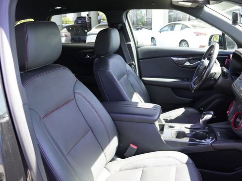 Used 2021 Chevrolet Blazer RS w/ Enhanced Convenience Package image 16