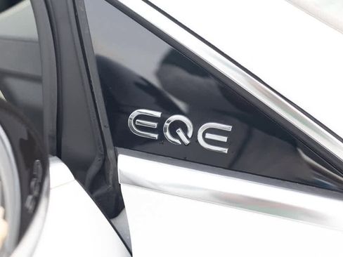 Used 2024 Mercedes-Benz EQE 350+ 4MATIC Sedan image 16