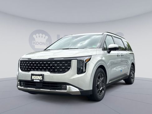 New 2026 Kia Carnival SX FWD image 1
