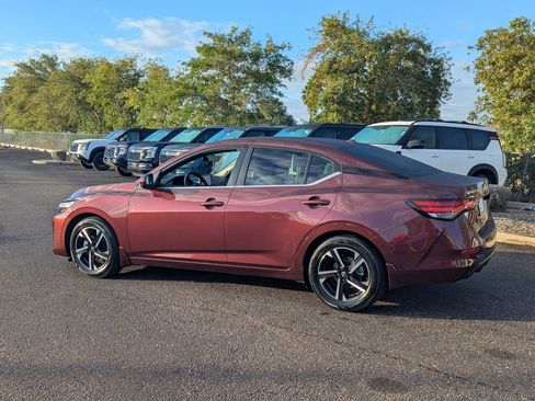 Certified 2024 Nissan Sentra SV image 4