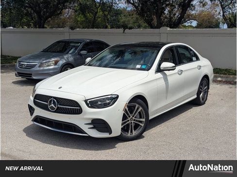 Used 2023 Mercedes-Benz E 350 4MATIC Sedan image 1