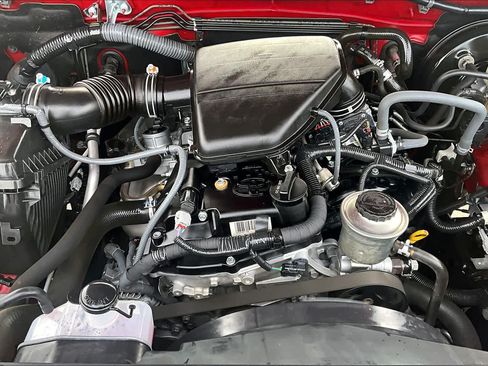 Used 2016 Toyota Tacoma SR RWD image 32
