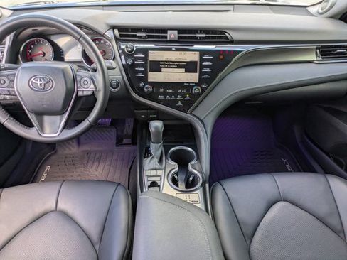 Used 2020 Toyota Camry XSE FWD image 15