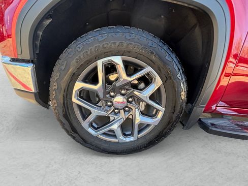 Used 2024 GMC Sierra 1500 SLT image 24