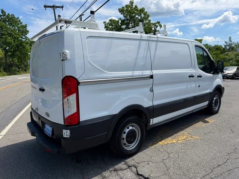 Used 2017 Ford Transit 150 130 Low Roof RWD image 6