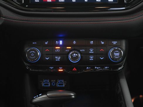 Used 2024 Dodge Durango R/T AWD/4WD image 20