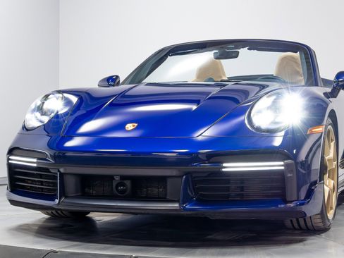 Used 2021 Porsche 911 Turbo S image 79