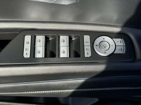 Used 2024 Genesis GV80 2.5T image 20