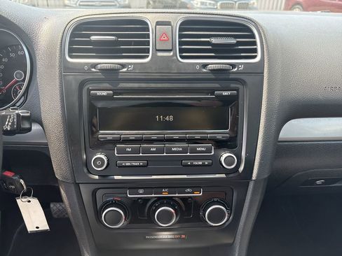 Used 2013 Volkswagen Golf 4-Door image 15