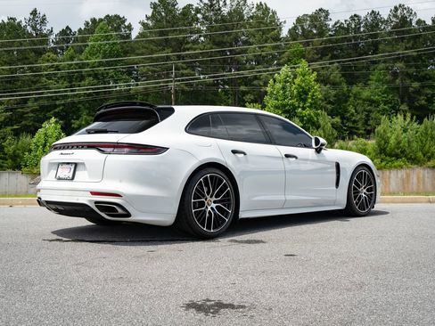 Used 2023 Porsche Panamera 4 w/ Premium Package AWD/4WD image 19
