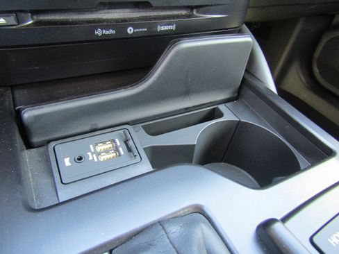 Used 2019 Lexus ES 300h image 25