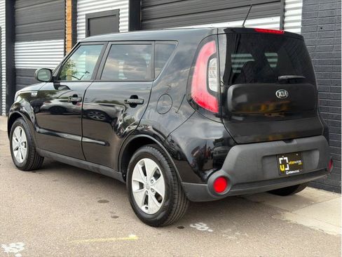 Used 2016 Kia Soul FWD image 8