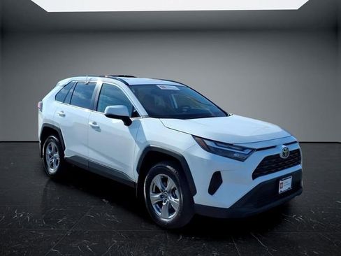 Used 2023 Toyota RAV4 XLE w/ XLE Grade Weather Package FWD image 5