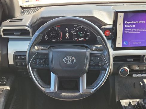 Used 2024 Toyota Tacoma TRD Off-Road AWD/4WD image 12
