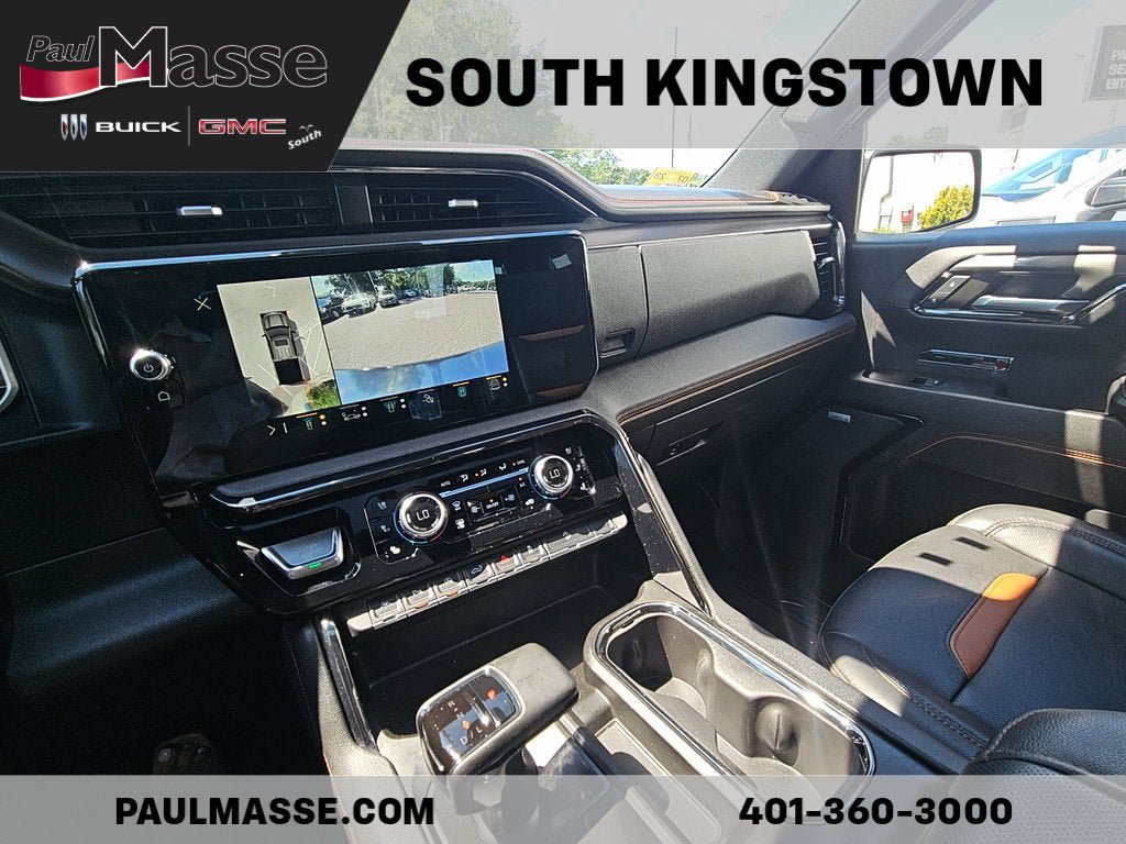 Certified 2023 GMC Sierra 1500 AT4 w/ Technology Package AWD/4WD image 14