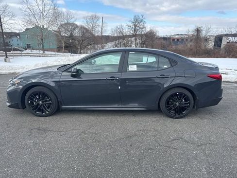 New 2026 Toyota Camry SE image 4