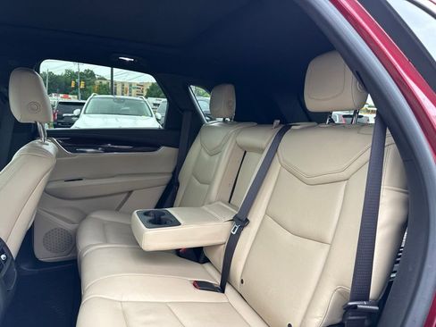 Used 2017 Cadillac XT5 Luxury w/ Driver Awareness Package FWD image 26