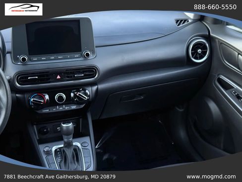 Used 2022 Hyundai Kona SEL FWD image 29