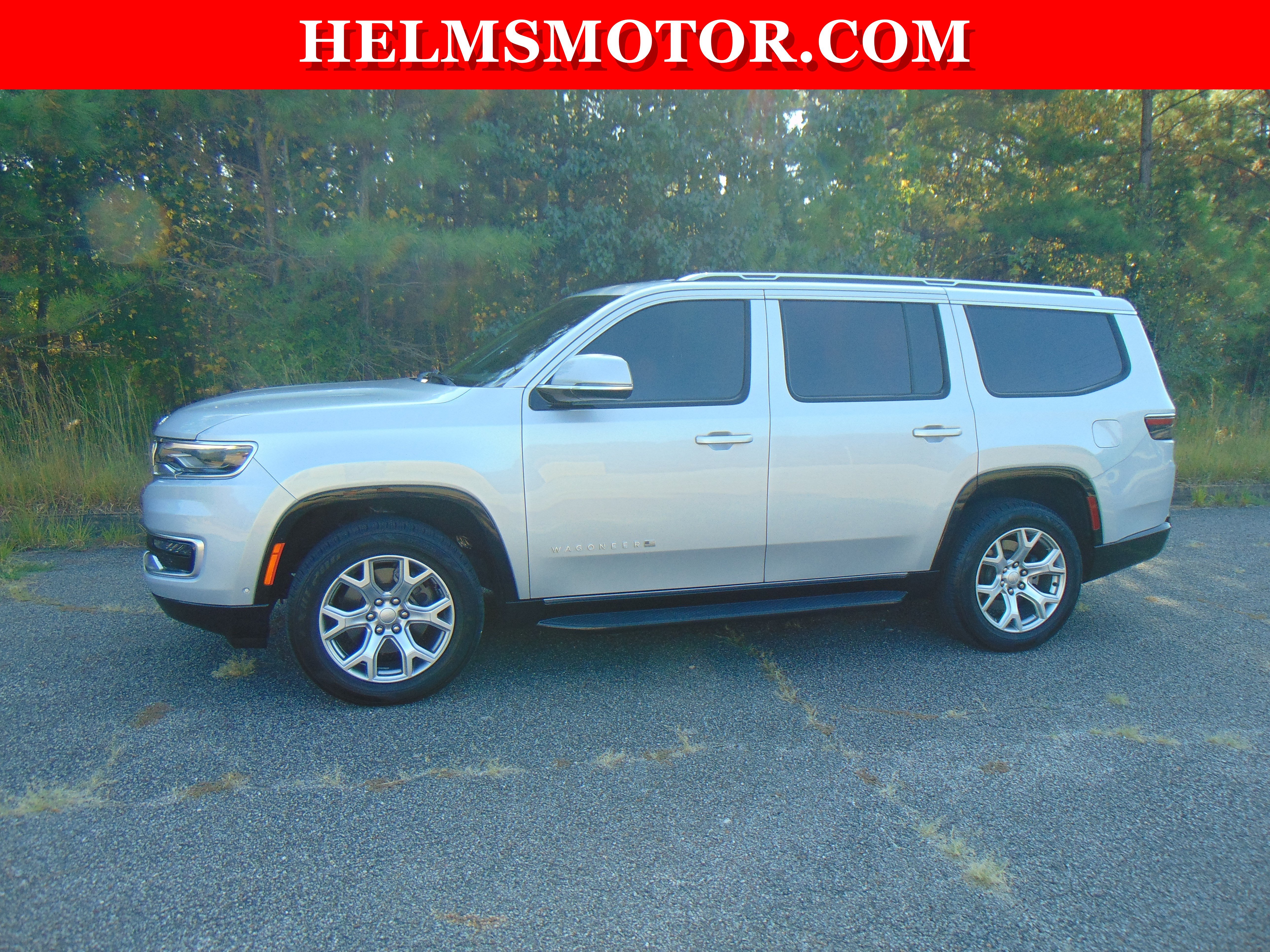 Used 2022 Jeep Wagoneer Series II AWD/4WD image 3