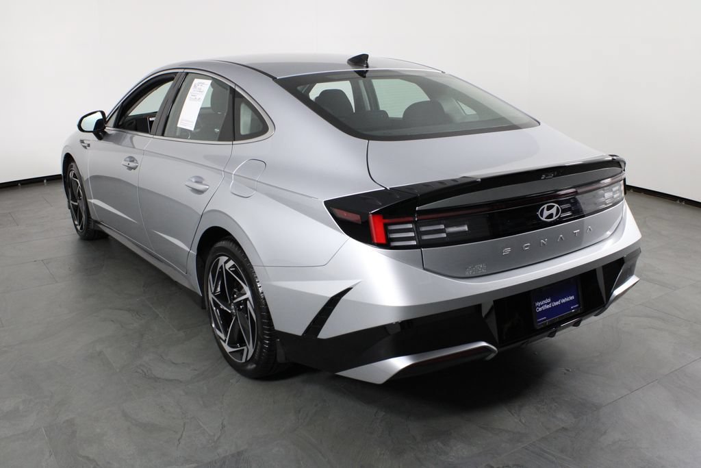 Certified 2026 Hyundai Sonata SEL FWD image 4