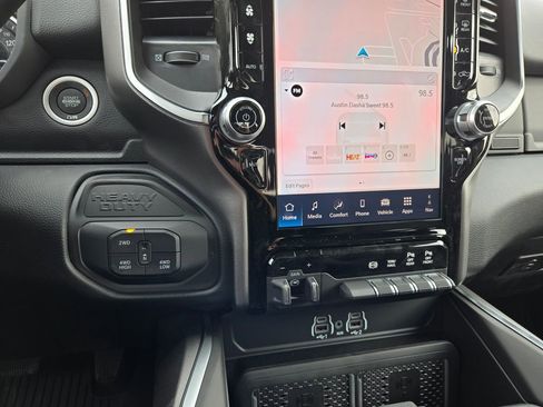New 2026 RAM 2500 Big Horn AWD/4WD image 24