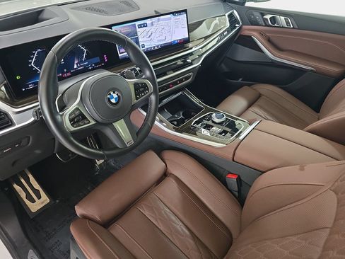 Used 2024 BMW X5 sDrive40i w/ Executive Package RWD image 19