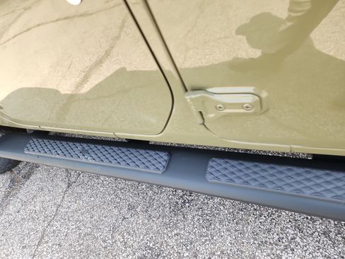 New 2025 Jeep Gladiator Sport image 31