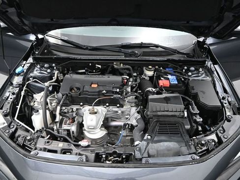 Used 2024 Honda Civic Sport image 17