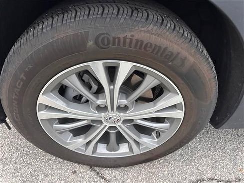 Used 2023 Buick Envision Preferred image 15