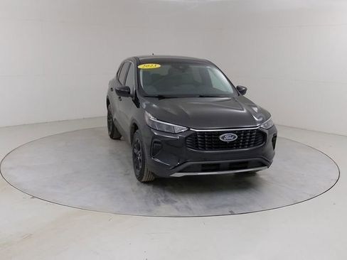 Certified 2023 Ford Escape Active w/ Tech Pack #2 image 9