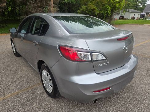 Used 2013 MAZDA MAZDA3 i Touring FWD image 6