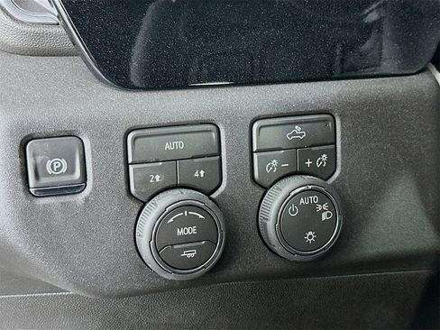 New 2026 Chevrolet Silverado 1500 LT image 10