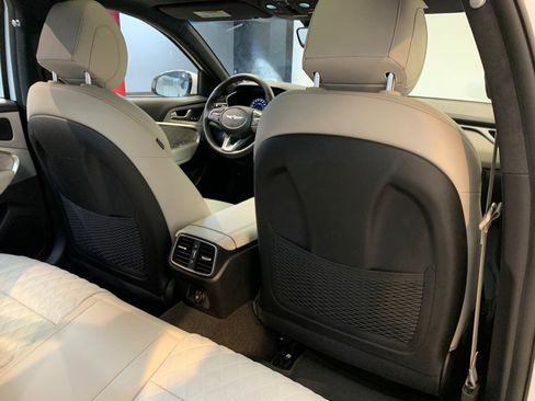 Used 2023 Genesis G70 3.3T w/ Sport Prestige Package image 66