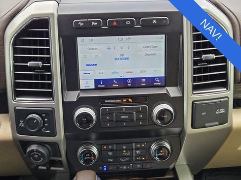 Used 2020 Ford F150 Lariat w/ Equipment Group 502A Luxury AWD/4WD image 16