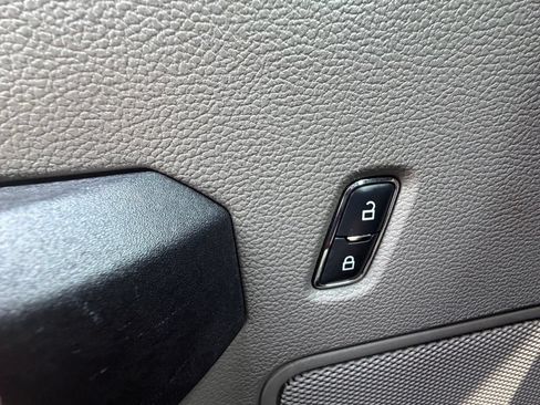 Used 2018 Ford F150 XL w/ Equipment Group 101A Mid AWD/4WD image 40