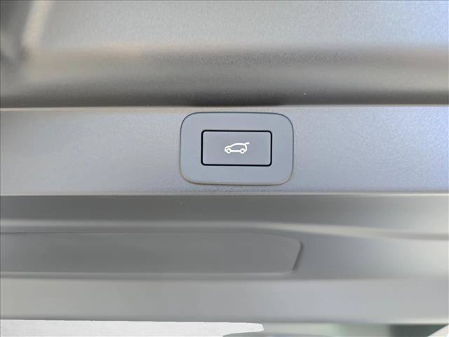 New 2027 Land Rover Range Rover SE AWD/4WD image 13