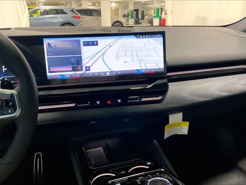 New 2026 BMW 530i xDrive w/ M Sport Package image 6