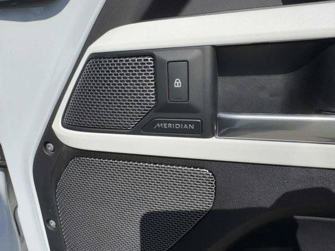 Used 2021 Land Rover Defender 90 AWD/4WD image 42