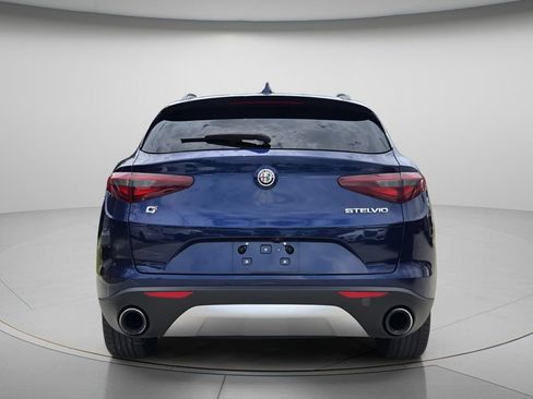Used 2018 Alfa Romeo Stelvio Sport w/ Quick Order Package 22J Sport AWD/4WD image 6