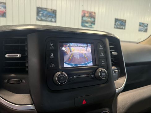 Used 2019 RAM 1500 Big Horn AWD/4WD image 21